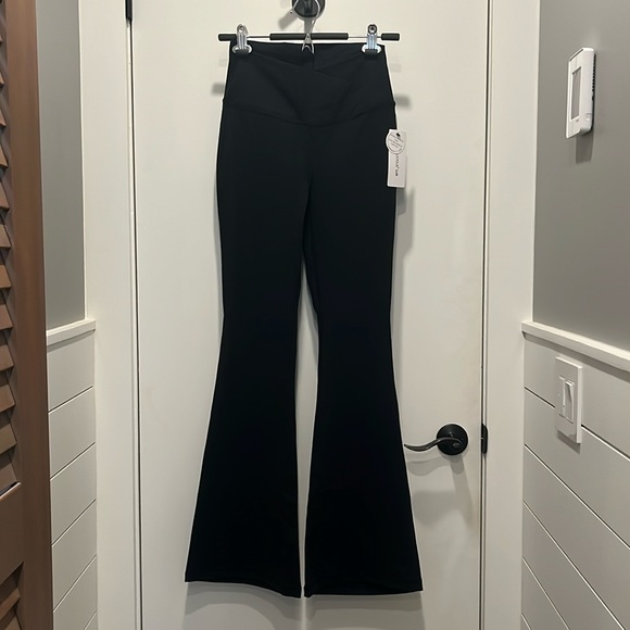 Yogalicious Pants & Jumpsuits Nwt Yogalicious Crossover Yoga Pants